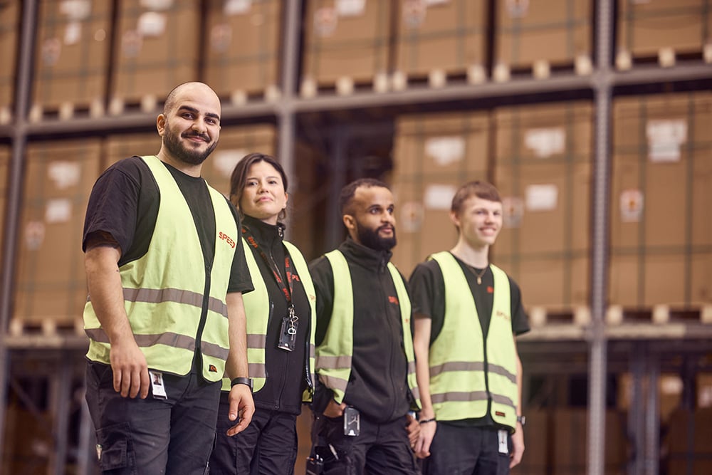 lager medarbetare på rad